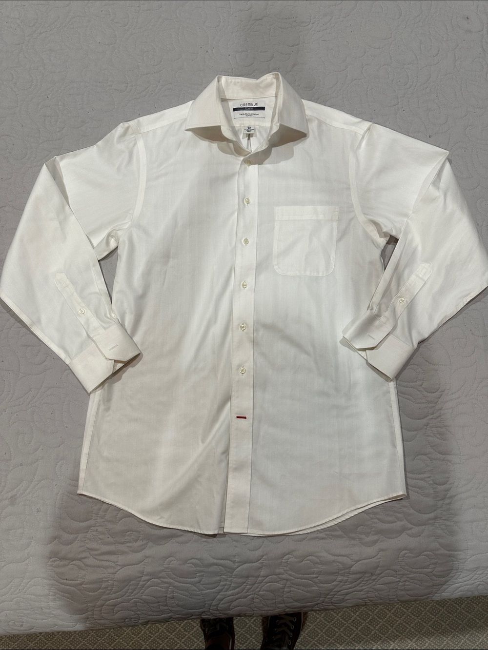 Daniel Cremieux Men's White Long-Sleeve “Slim Fit” Dress Shirt- Size 15.5/33